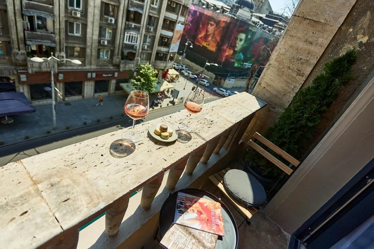 Voguish Apartment Bucharest